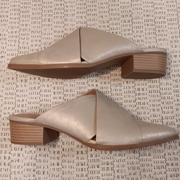 Maurices women's 'Isabel' gold shimmer low heel mules sz 8.5 M - Picture 5 of 13